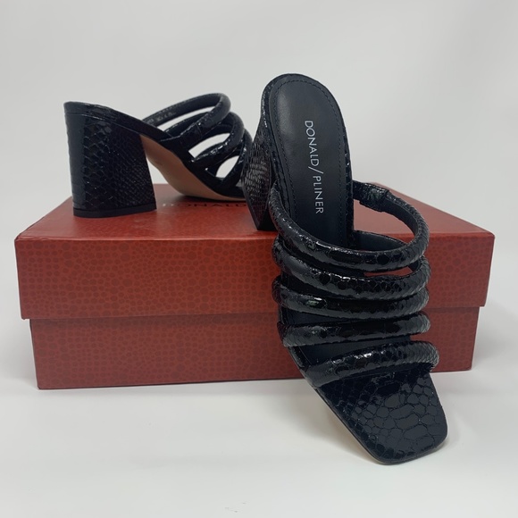 Donald J Pliner Sandal Retail $228 - Picture 2 of 8